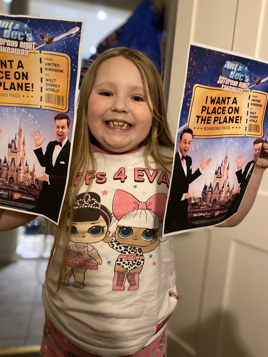 RuthLyndon's tweet photo. If we print it out twice Mummy will we have more chance of winning? @antanddec #iwantaplaceontheplane #RubyStar #antanddec #SaturdayNightTakeaway https://t.co/e3f9aZY2c9