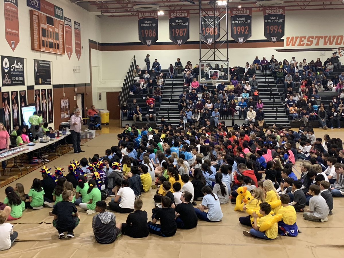 Laura Bush Elementary Robotics Club tweet media