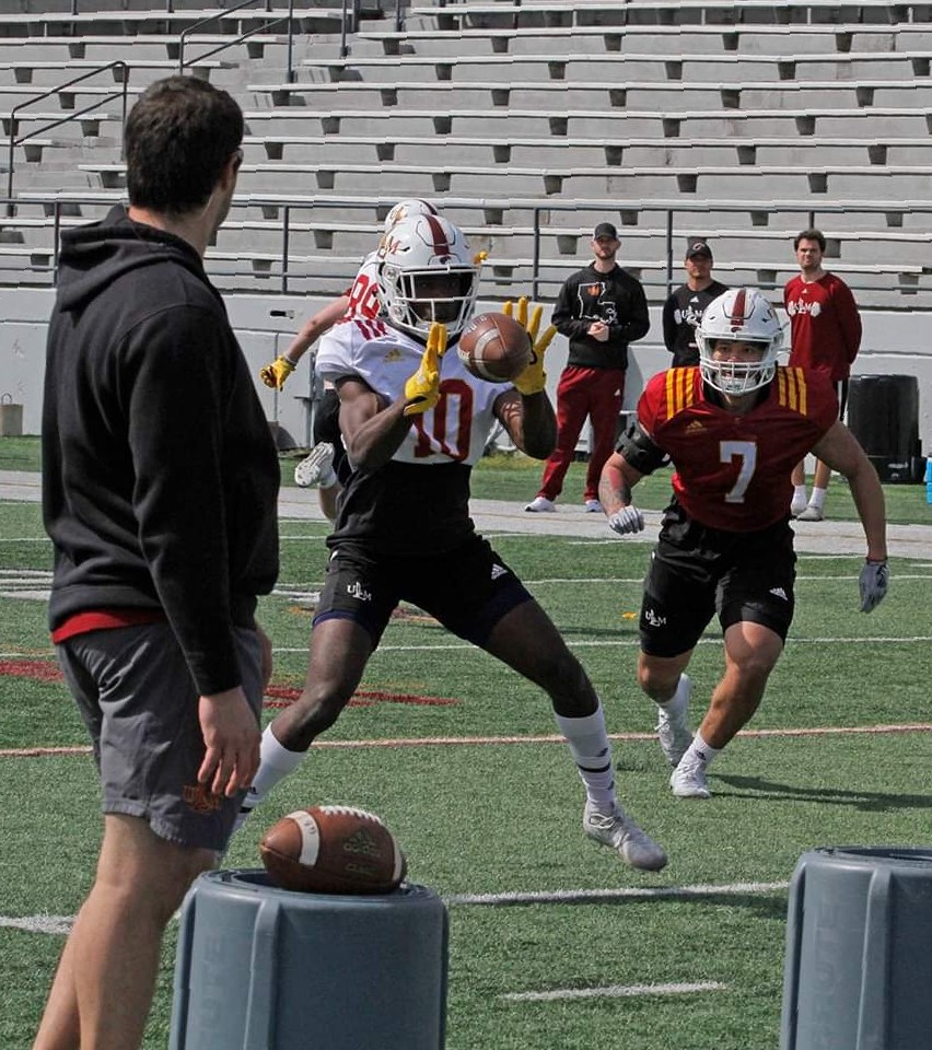 TracyBloomfield's tweet photo. Our WarHawk ๐ Spring Ball Week One #trustGODintheprocess https://t.co/NIUkrxvtvY