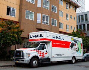 itsTim_eh's tweet photo. Today in Ottawa:
Two scruffy looking dudes were seen leaving #RideauCottage in a U-Haul destined for #MaggiesPlace at #HarringtonLake : one heard exclaiming β...but, Ma...I had to sleep in the basement in my last place. Why canβt I have a room upstairs?β
#RealChange
ππππͺπ https://t.co/3kMKLFkrfW