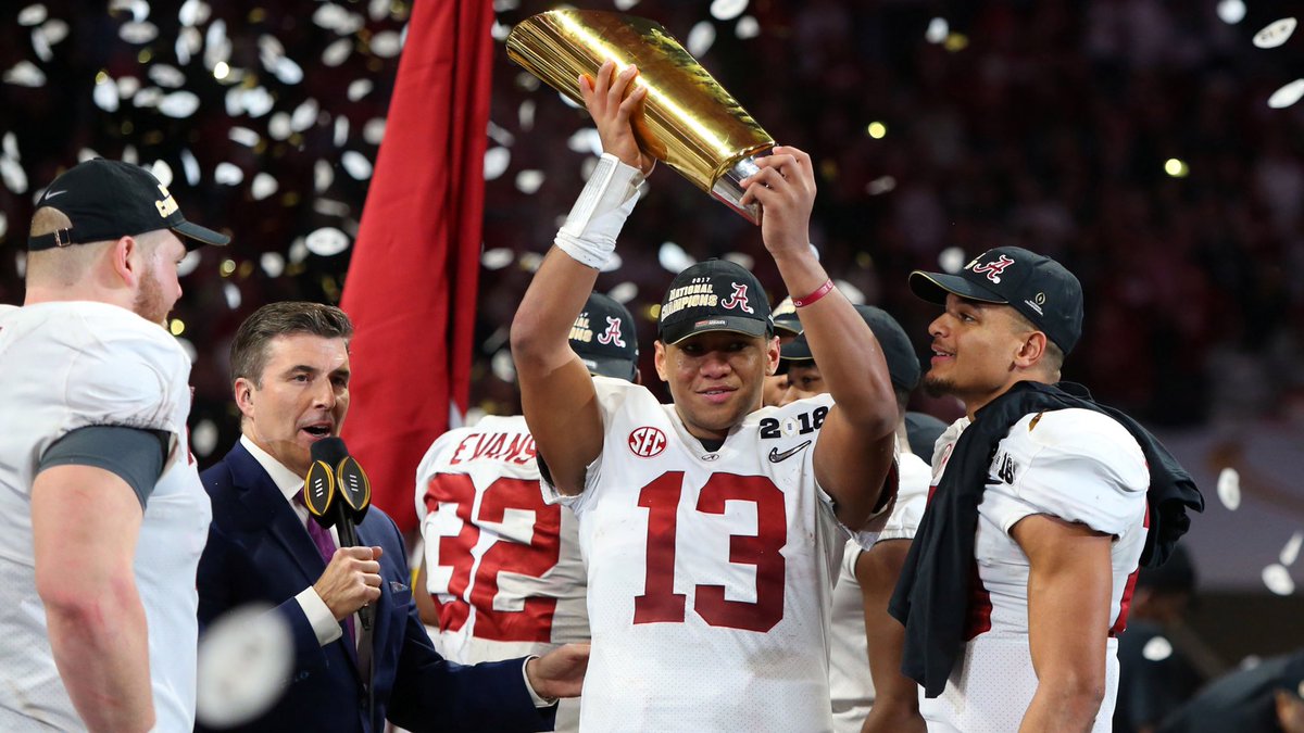 FaulkKeldric's tweet photo. Extremely honored and grateful to receive an opportunity to play @ The University of Alabama๐โช๏ธ๐ด #RollTide @HankSouth247 @ChadSimmons_ @samspiegs @CoachKellyUA1 https://t.co/45fNwFYnbk