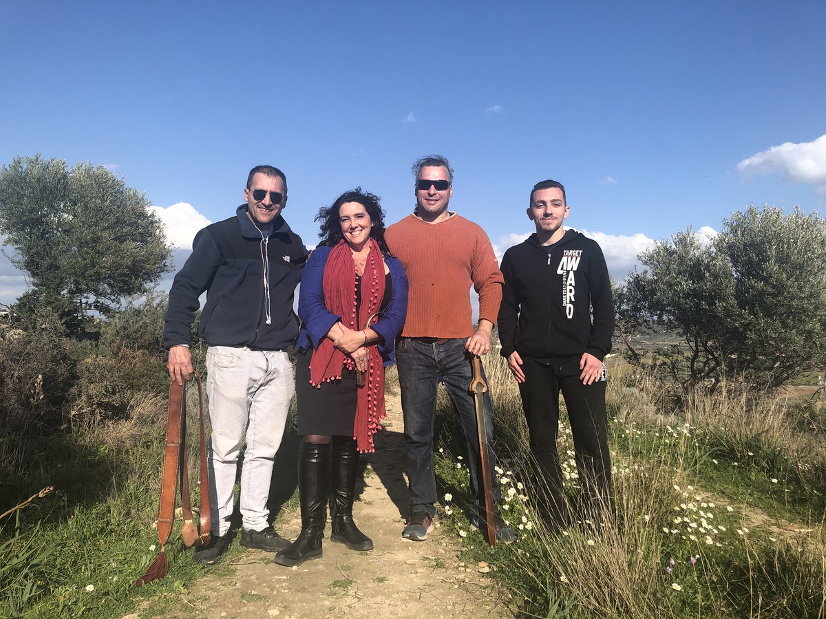 koryvantes's tweet photo. ✅So proud for our latest work 🇬🇷🇬🇧
➡️Brand new backstage photo-shoots from the upcomming BBC TV Series regarding #BronzeAge / #Mycenaean #Warfare, using our #Dendra #Panoply and the #Thebes Panoply

#Koryvantes
#Minoans
#Mycenaeans
#Κορύβαντες
#AncientWarfare https://t.co/FYWLC56b98