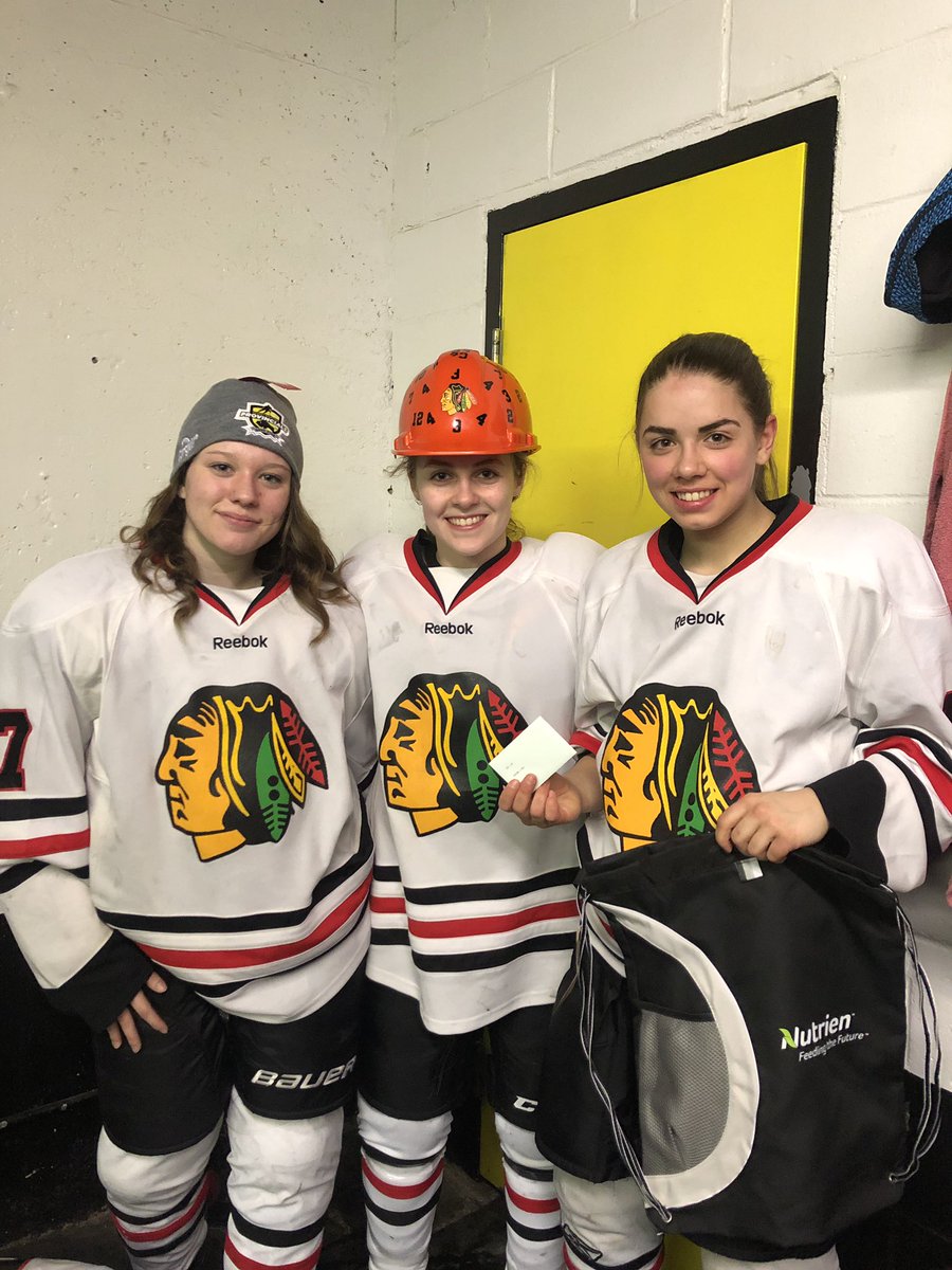 NNativeGirls's tweet photo. Second day at provincials, first game of the day ended with a 2-2 tie against Carman! Players of the game go to Emma, Macy and @zalischuk10 https://t.co/DistzxXJkd