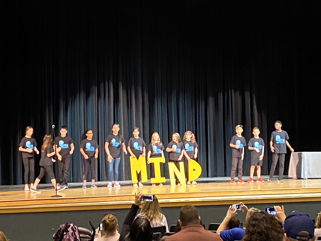 amhall814's tweet photo. Congrats to our awesome FFEA students &amp; advisors, Monica Campbell, Laura Cosimi &amp; Debbie Tarmann! First place overall, 1st in cheer &amp; showboard, 2nd in scrapbooking. Lily Egner took 1st in essay, followed by Emma Corley in 2nd. Spruce Creek is shining bright!🏆🏅❤️👏🏻@scesbobcats https://t.co/LCGZbKBYMW