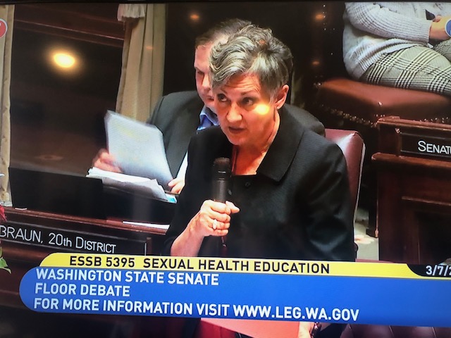 WashingtonSRC's tweet photo. ESSB 5395: Parents need to be at the table. When have parents been asked – other than the OSPI survey where 60% of them were opposed? I have had thousands of parents express their opposition. I stand with the parents. I will vote NO. #waleg #StandForParents #ListenToThePeople https://t.co/frhOKfrBiN