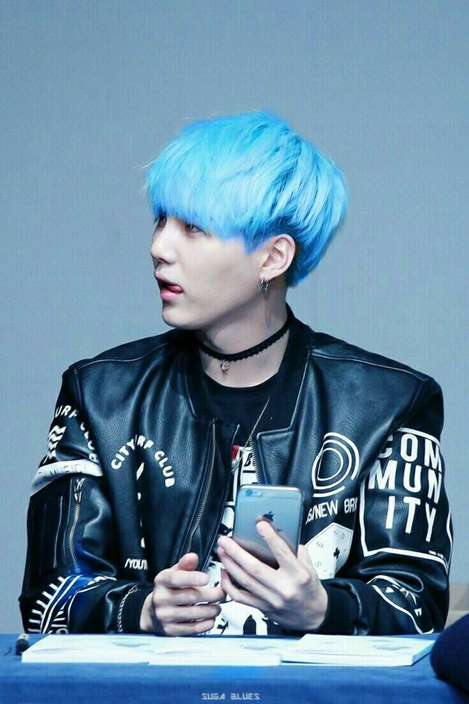 Noona_N_World's tweet photo. This bday baby and his various hair colors. Is there any hair color he can't pull off? πππ€·π»ββοΈ
#MinMarch #SUGA #μκ° #Meowch
@BTS_twt #MINYOONGI https://t.co/6YlS0gzcw4