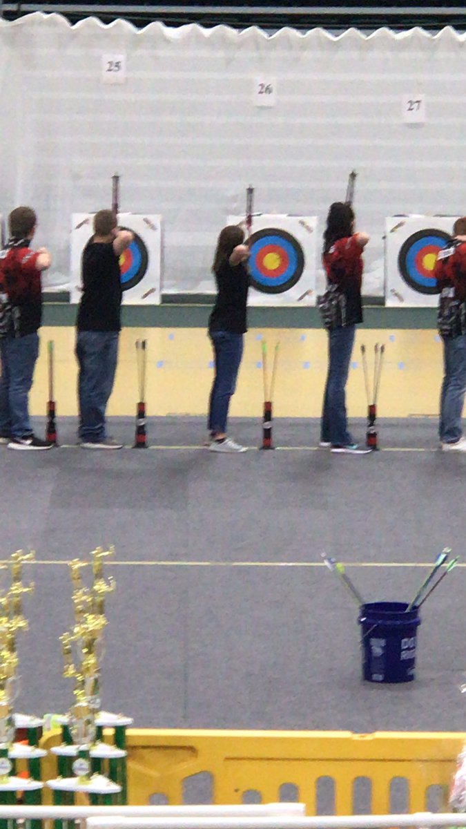 burghartjeff1's tweet photo. Archery team competing at MSSU. GO WILDCATS https://t.co/oQNlL8pcuf
