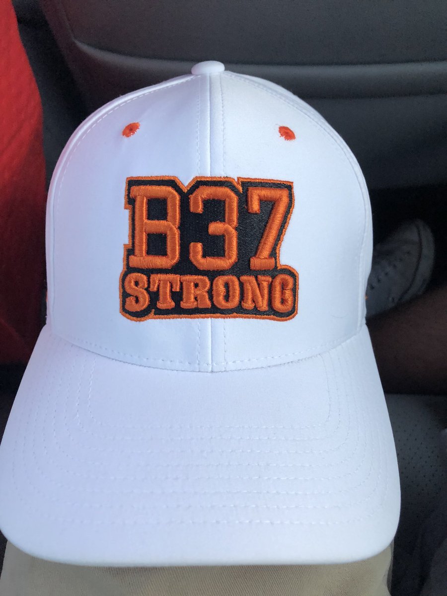 TomTatarian32's tweet photo. It’s a goalie thing. An honor to be apart of such a great day for a great man.. #BC37 #CrownoverClan @ernie_crownover https://t.co/Q8n7bJc8VT
