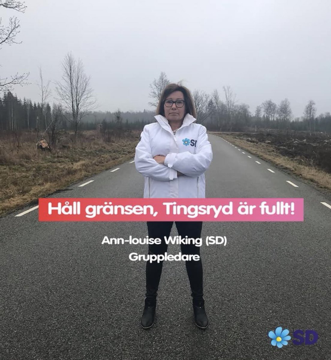 bdlbfdijl's tweet photo. Är Tingsryd fullt? Hur många bor där? 2 personer? https://t.co/i6MrQeKtD5