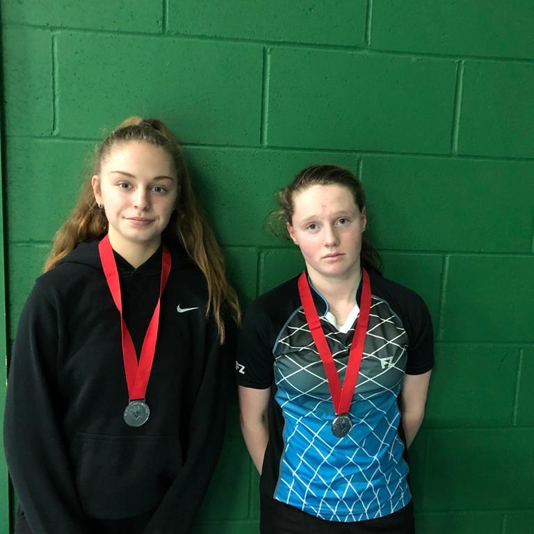 Well done to Lucy walker and Emily Harper who take the ladies doubles silver in the Northumberland un17 Silver Emily also took the Ladies singles silver fantastic effort girls! <a href="/Yorksbadders/">Yorkshire Badders</a> <a href="/AvenueBC1/">AVENUE BADMINTON</a> <a href="/BevBadminton/">Beverley Badminton</a> #fzforza