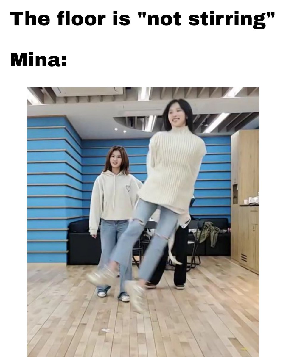 ruskapuro's tweet photo. Wee

Mina The penguin fly

Still going on my soft Mina hours hopefully it will continue in my dreams💚💚🥺🥺

#twicememe #welcomebackmina https://t.co/cFR7dtkvdT