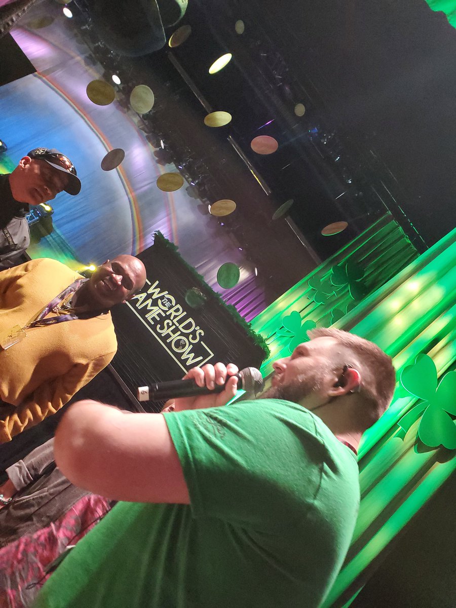 v_brandi's tweet photo. Free stuff #WinStarLive https://t.co/Rkd6Nx9hvB