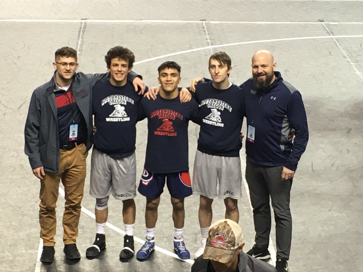 MattHofenbredl's tweet photo. Proud to be part of a such great team! 3 of us are bringing some hardware home! Joel and I got 3rd, and David got 8th! Thank you to everyone for the support! https://t.co/uXpGIyAjo5