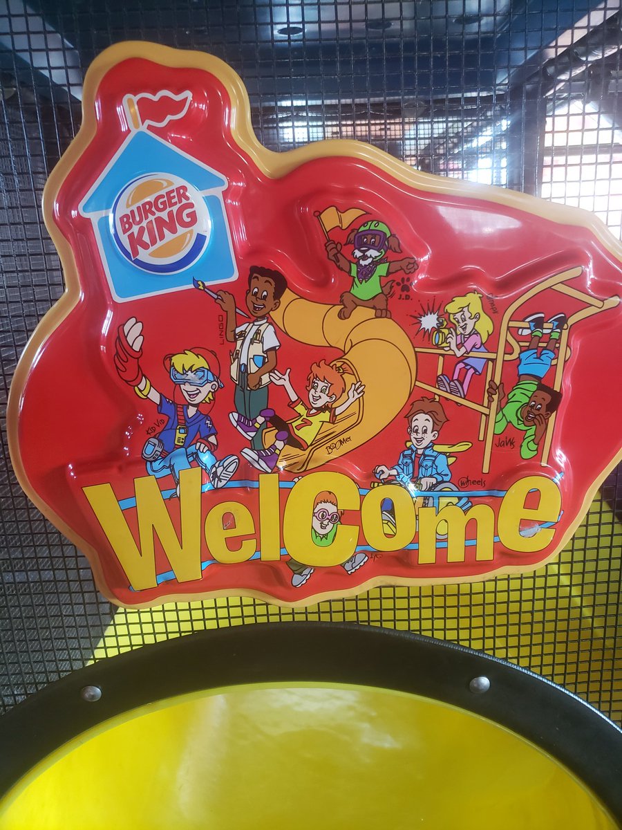 Nathaniel Foga On Twitter Went Into A Burger King Play Place And Noticed That For Some Reason They Were Still Using The Burger King Kids Club Mascots From The 90s On It