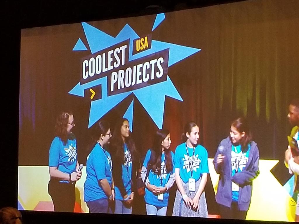 CoderDojo_ATX's tweet image. Wonderful team of girls building our future through games and robots. #girlscodetheworld @coolestprojects 2020