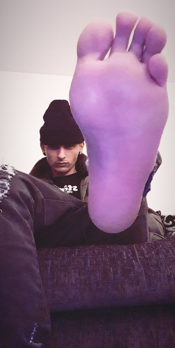 MyCashSir's tweet photo. Your biggest mistake was becoming a #cashfag, the first time you sent a #tribute you try to deny that it was hot. You try to stop and was are most successful, at least you think. But here you are now 😈 https://t.co/q37OYfCNML