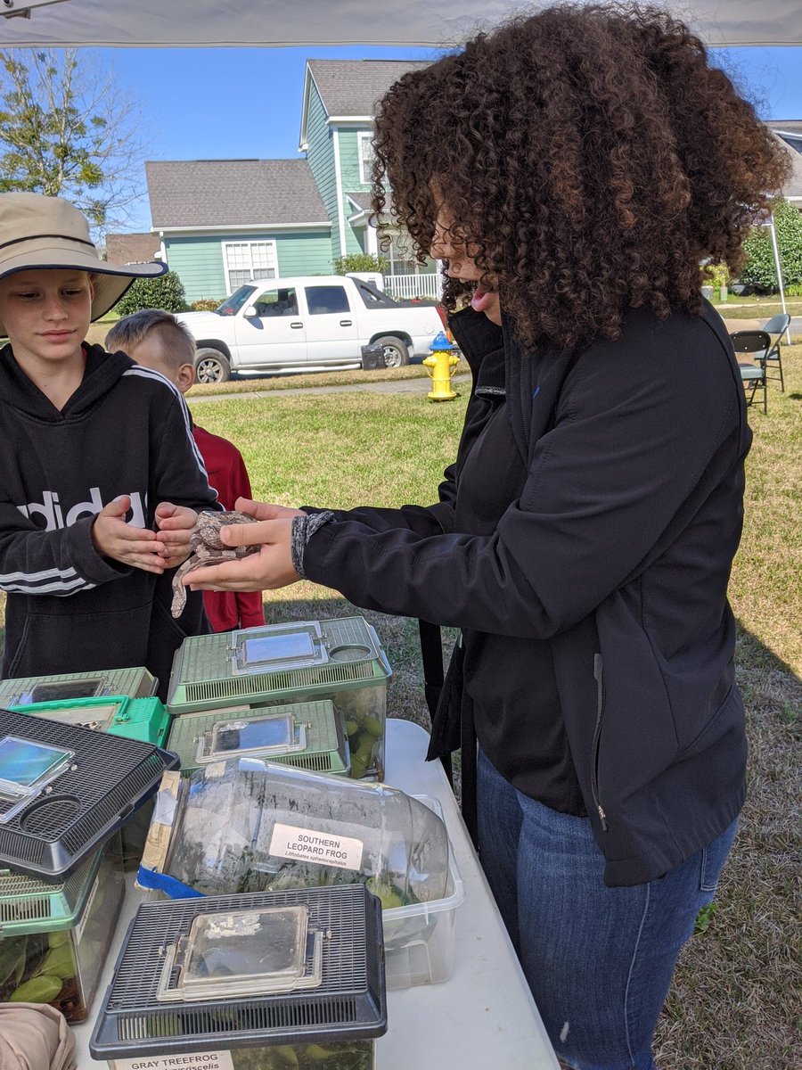 FamuFishing's tweet photo. So nice seeing the kids really get into the competitive spirit of fishing and enjoying all the games.  Us Rattlers really enjoyed checking out the slimy, slithery snakes at the table filled with other living creatures!  to be outside! Thank you @bassproshopstallahassee! https://t.co/XvMEwKiwWR
