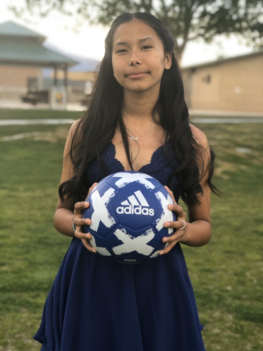 vettiesegura's tweet image. @adidas my girl is your biggest fan 💙 #7 #rubylu