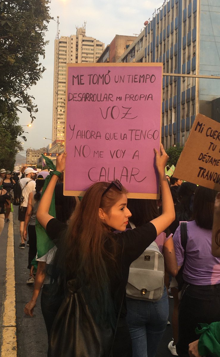 solangemorrr's tweet photo. juntas hacemos historia, hoy y todos los días del año. 💜 #8M https://t.co/Z6ThHB3ytz