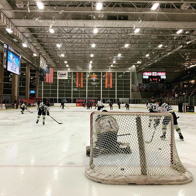 EMGUtah13's tweet photo. Hanging out with the @utahoutliers and their final game of the regular season up in Ogden! Happy #NATM2020
.
.
.
.
.
#emgutah #athletictrainer #lifeonthesidelines #lifeonthebench #icehockey #utahicehockey #outliersicehockey #wintersports #herewecomeposts… https://t.co/zicefXuqou https://t.co/SmZv1va8Ak