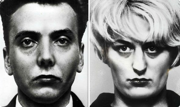 تويتر チグリスとユーフラテス K H على تويتر Rt Lfxamdg4pe50i9e 1963年に英国で起きた ムーアズ殺人事件 がその元ネタです 犯人はイアン ブレイディ 左 とマイラ ヒンドリー 右 のカップル 二人は5人の子供を性愛目的の為に殺しました しかし二人は