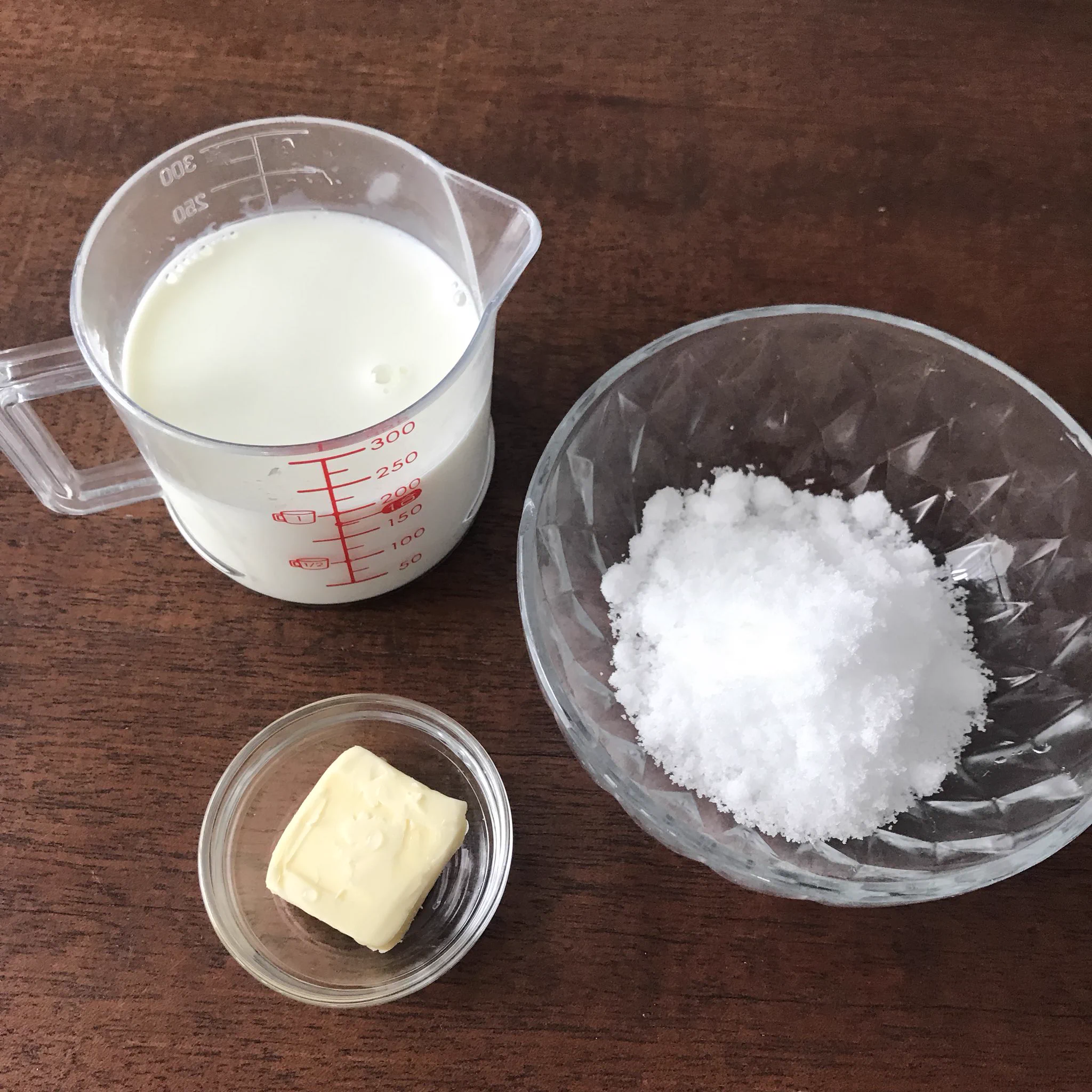 自宅で簡単に作れる！？とろける「牛乳キャラメル」の作り方！