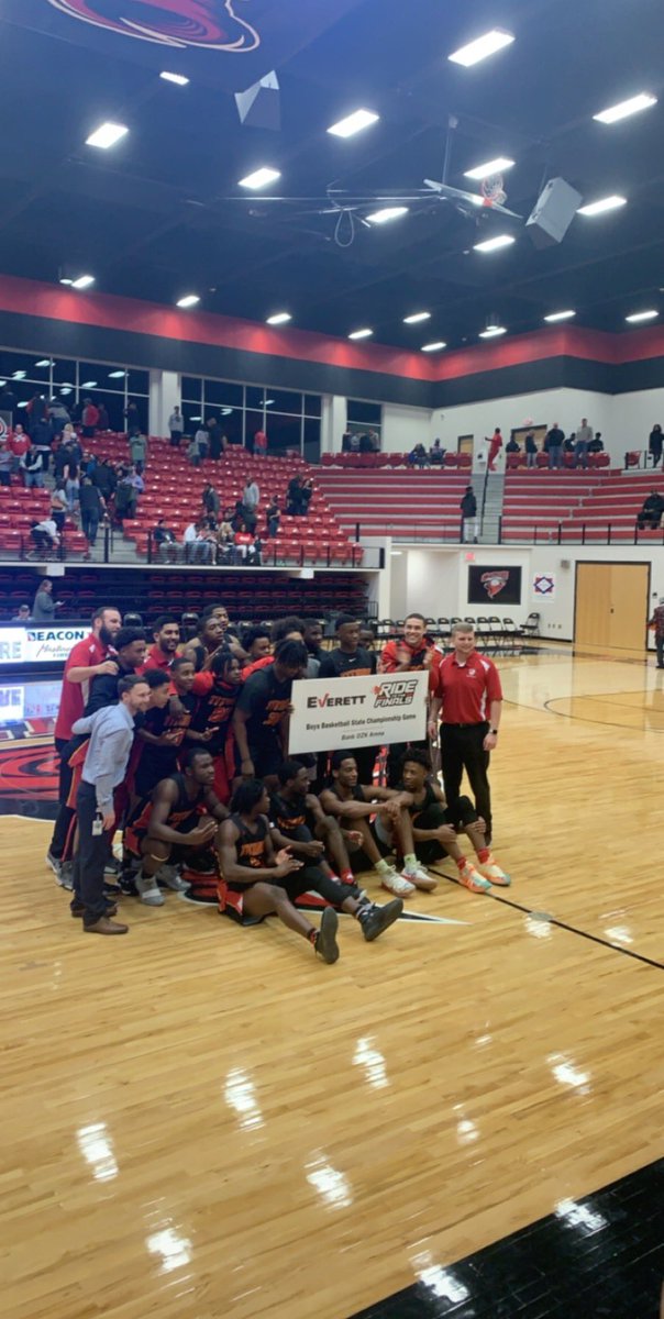 titans_boys's tweet photo. @_ChristianM1 @MrDevoBuckets @PrepHoops @JNPSD1    Jacksonville Titans have the Ticket! Let’s win State!!! https://t.co/xn8yHjujXE
