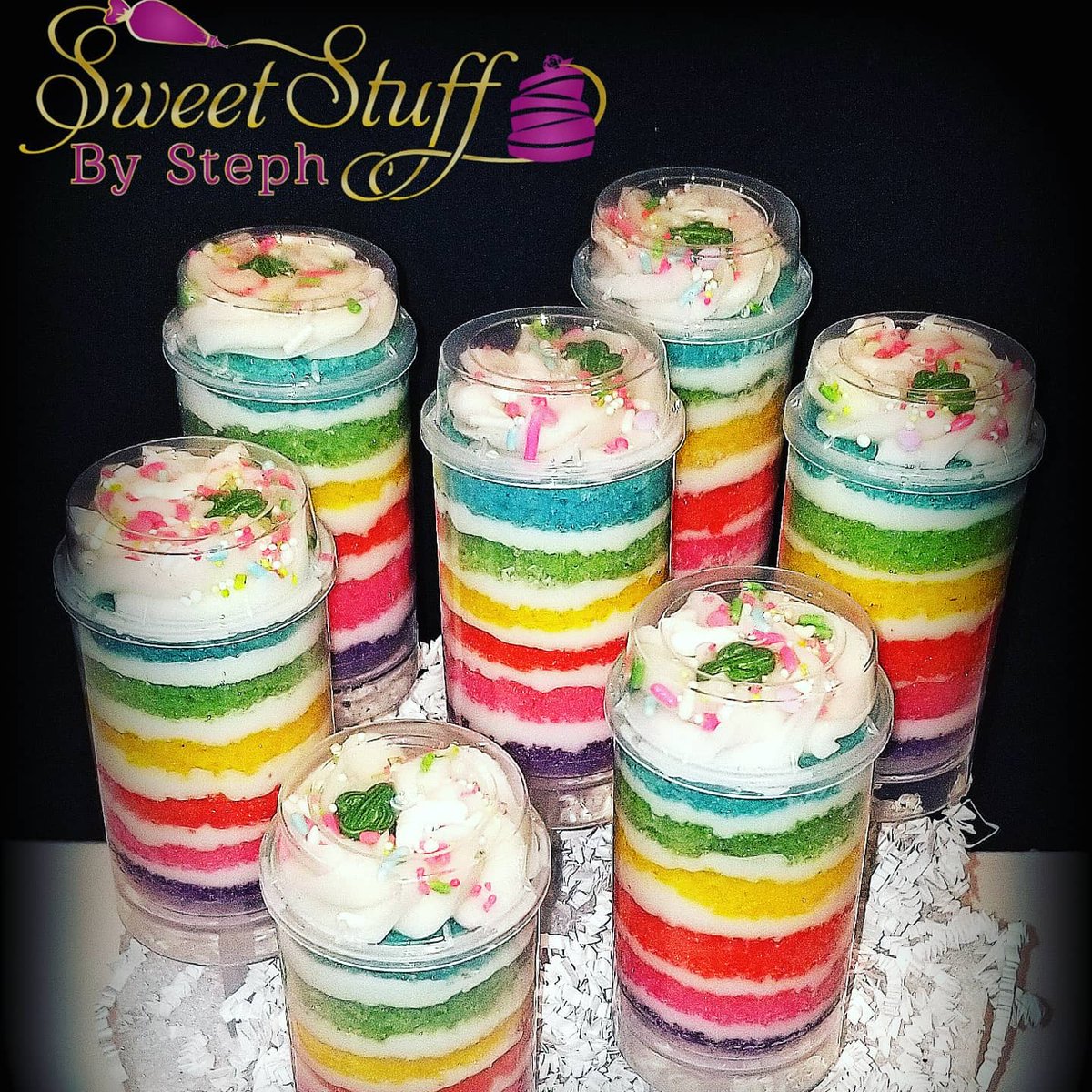 SweetStuffSteph's tweet photo. Cute & colorful Pushpops topped off with a Llama & Cactus to coordinate with the theme!
#cake #cakepushpops #pushpops #rainbow #colorful #tastetherainbow #llama #cactus #buttercream #buttercreamcake #sprinkles #westtexasbaker #westtexascakes #odessa #midland #sweetstuff432 https://t.co/ZHIFFcDxU6