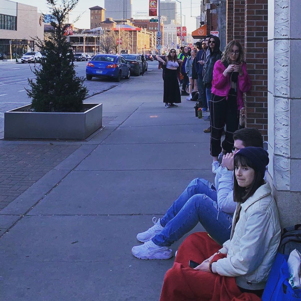 Matthock13's tweet image. Thank you much for an amazing show @GlassAnimals @tomjohnallen 🔥🔥 Please come back soon😄