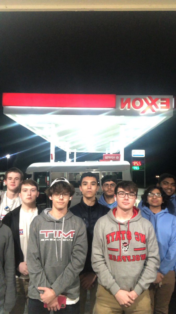 AF_TSA's tweet image. Congrats to the @AF_TSA and @PantherCreekTSA robotics team for placing 4th in the VEX state championship!!!