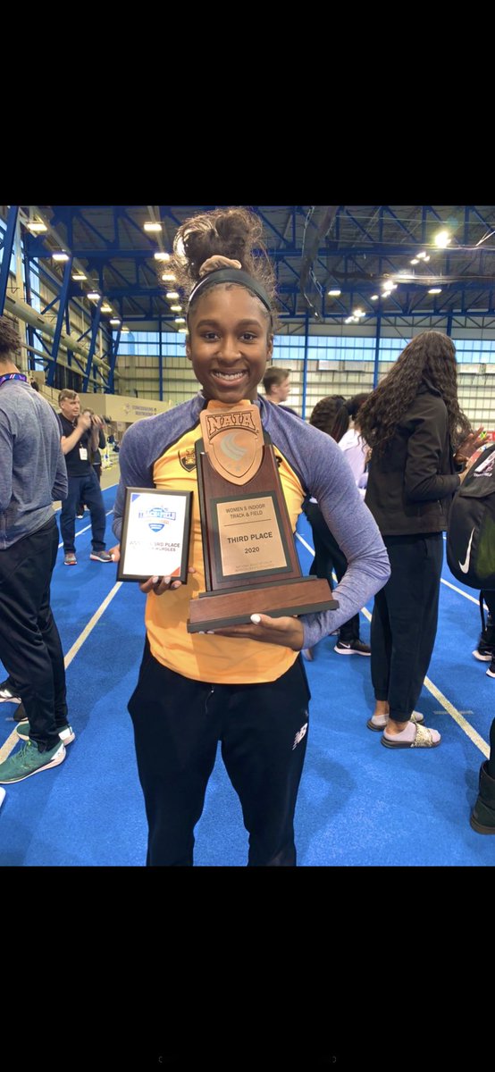 3rd in the NATION for 60m hurdles🦋