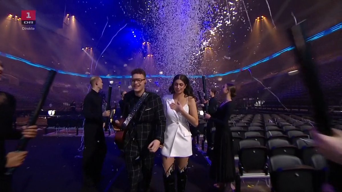 1080i60's tweet photo. el Dansk Melodi Grand Prix a estadio vacio por el coronavirus. nunca pensé ver algo asi. para la historia. #DMGP #DMGP2020 https://t.co/mMvYxtFfOe