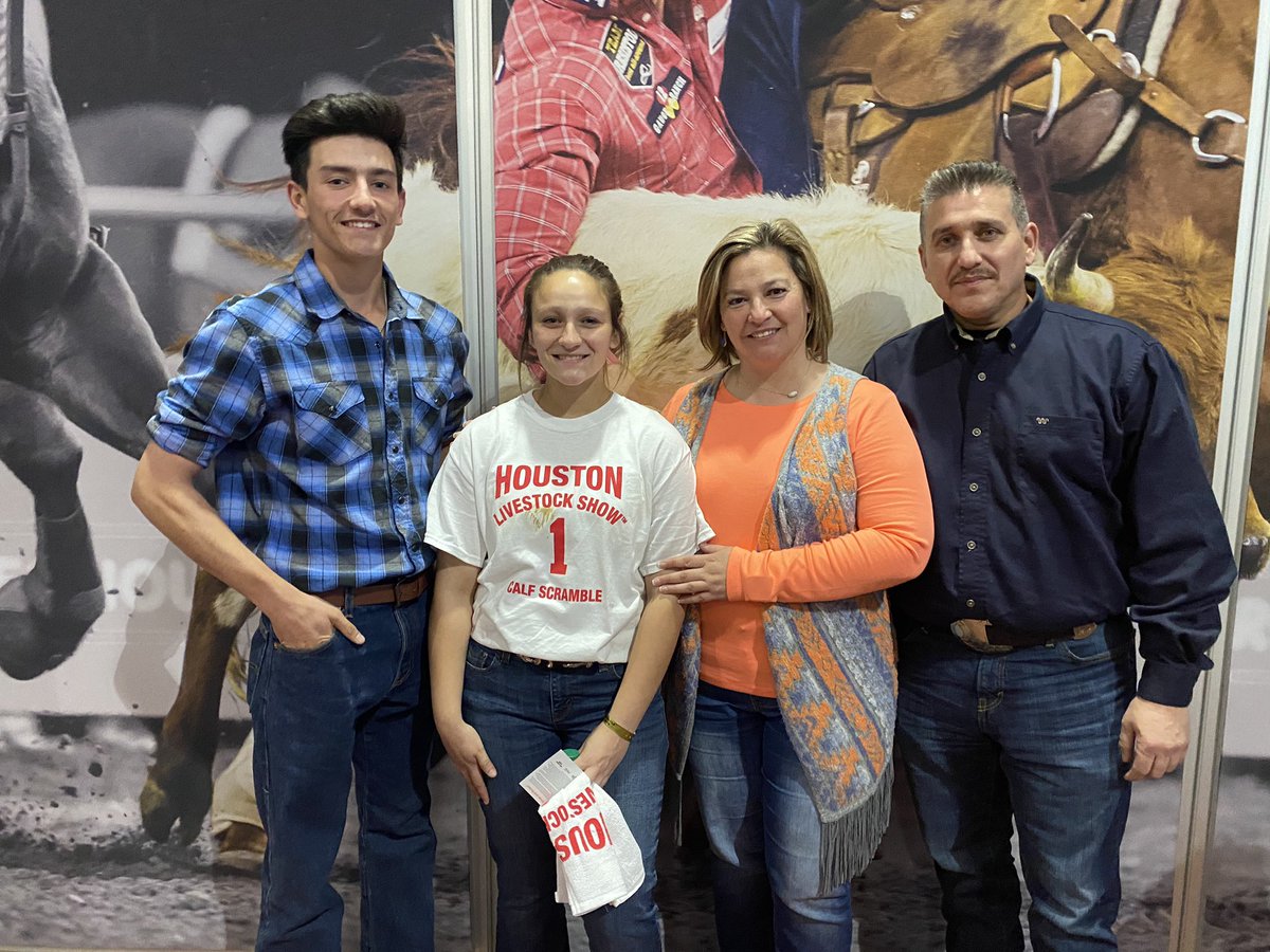 cypressparkffa's tweet photo. Wow! What a day at HLSR! Six students won cash prizes ranging from $250-$750 as well as a gift card for $270 for new boots through the HLSR Video Competition! AND Lexi R. Was one of our most determined calf scramblers to date! Way to go all of you!!!! #RiseUp https://t.co/qaDbZYkjrI