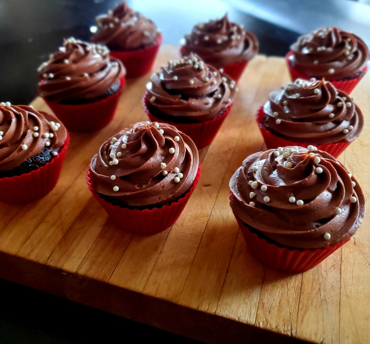 Bear_BNB's tweet image. A few things for cheat day.  Raspberry pastries and Texas Sheet Cake Cupcakes.  Also, I lost almost 6 pounds in 2 weeks.  I've been at this over a year now and still seeing progress. #4hourbody #cheatday #treats #Cupcakes #bearandbadger