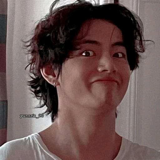ArmyIlef's tweet photo. #we_miss_your_purple_smile_tae https://t.co/8MfHpSI2rR