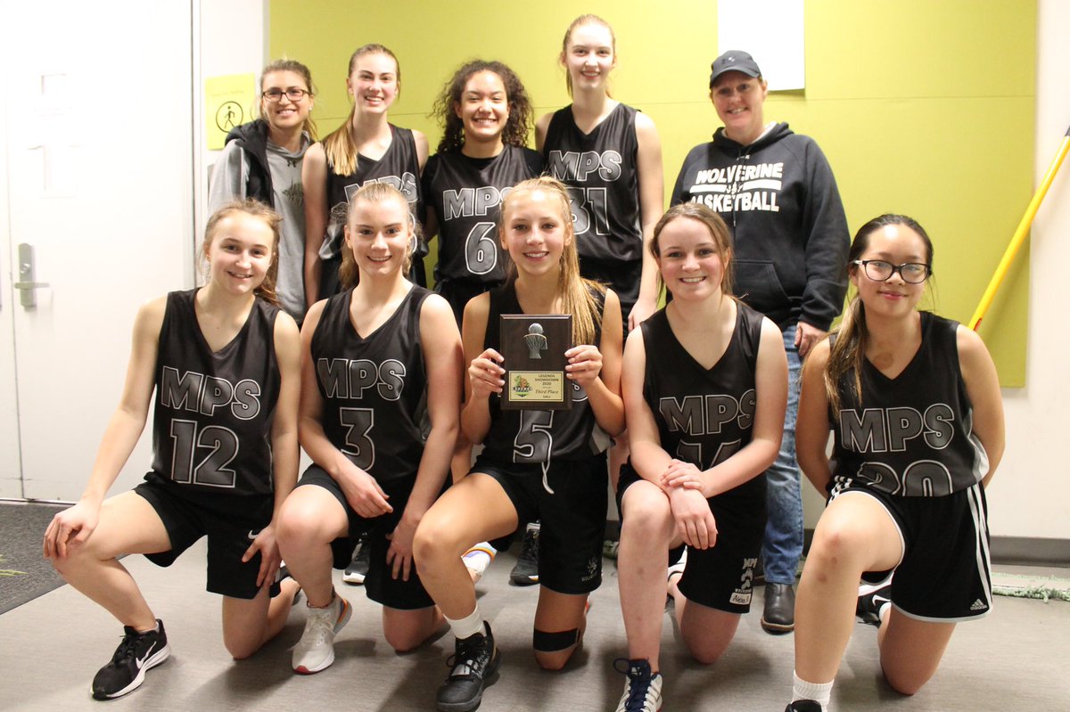 MPS_CBE's tweet image. Congrats to our Sr Girls for placing 3rd in the Legends tourney! Go Wolverines! 🏀🏀🐾🐾 #learningthroughmovement @yyCBEdu @UsihChristopher