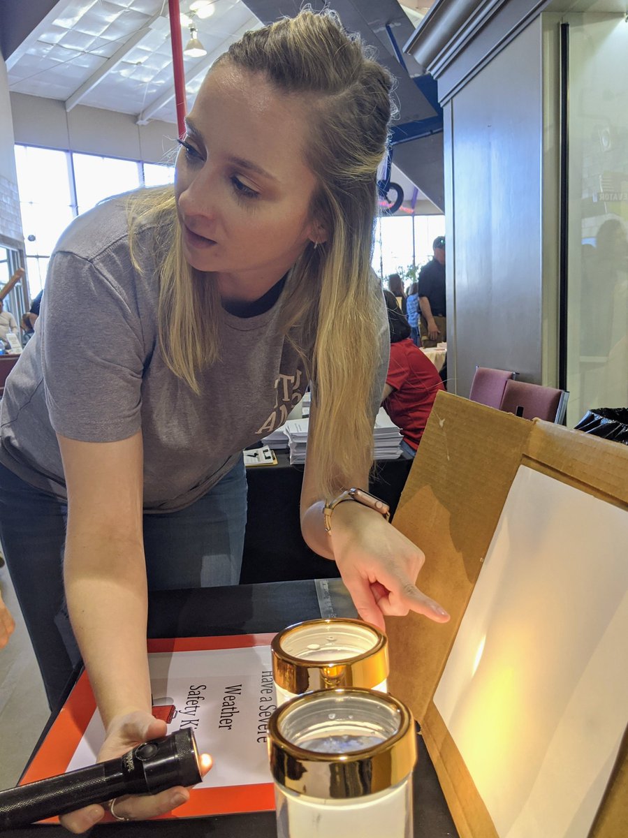 ArdonDryer's tweet photo. Today was severe weather awareness day at the @sciencespectrum; the @Atmo_TTU students were there, demonstrating the awesome and sometimes devastating powers of weather.

#AerosolGroup #lubwx https://t.co/aKNqr3dayj