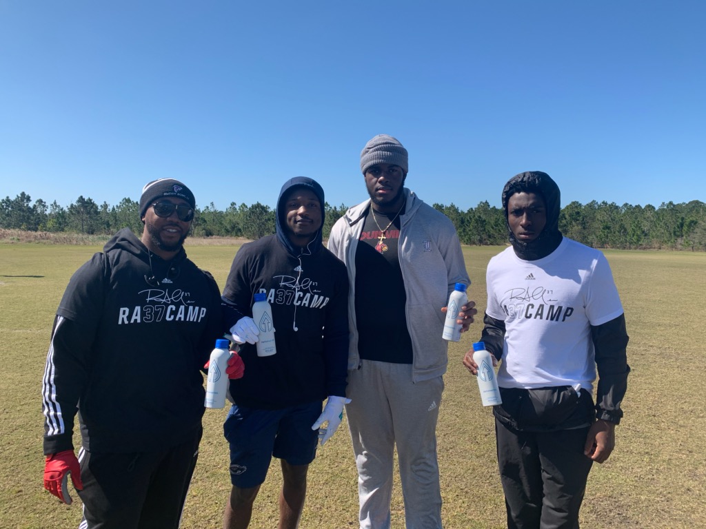 pjs386's tweet photo. Ricardo Allen Free football camp was great today. #Hardworkspaysoff #CAMPGETRIGHT https://t.co/HRduJOsOgx