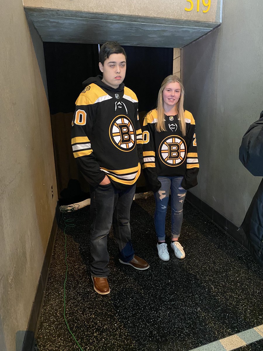#TBLvsBOS Enjoying the game representing <a href="/SpOlympicsMA/">Special Olympics MA</a> <a href="/HillerAthletics/">Hopkinton Athletics</a> <a href="/HopkintonHS/">HopkintonHighSchool</a> <a href="/HHS_UnifiedTeam/">HHS Unified Sports</a> Let’s go <a href="/NHLBruins/">Boston Bruins</a>