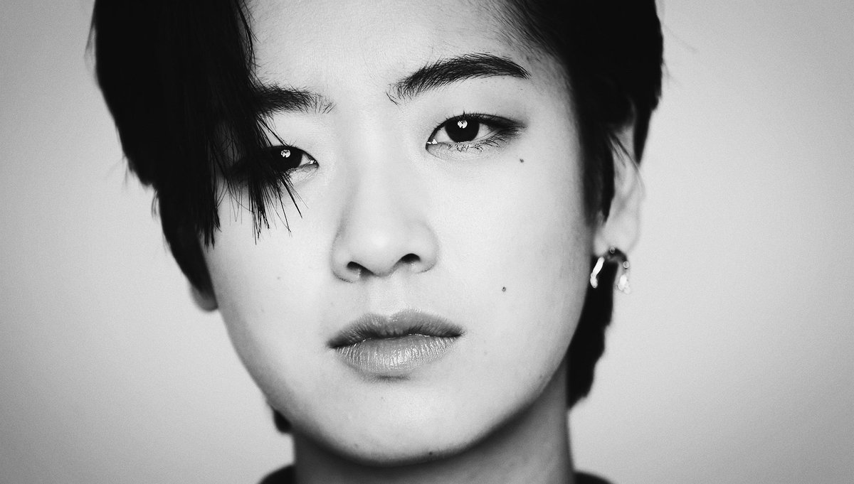 formysweetenemy's tweet photo. 마리끌레르 젠더프리 2020 / 이주영

당신..... 너무 매력적이야......... 콕콕콕 찍힌 점까지 사람 설레게 만든다고...... 알고 있어.....? 훔쳐간 내 마음 얼른 돌려줘...... 주기 싫으면 당신을 줘....... https://t.co/N09nVuQTrT