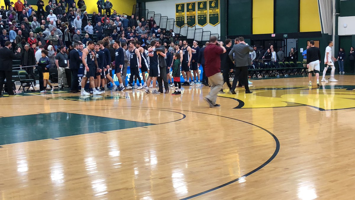 Brockport comes away with the victory after a heated contested game. Final  Score Brockport 84 Middlebury 81. #NCAADivisionIIIChampionshipRounds #Brockport #Middlebury