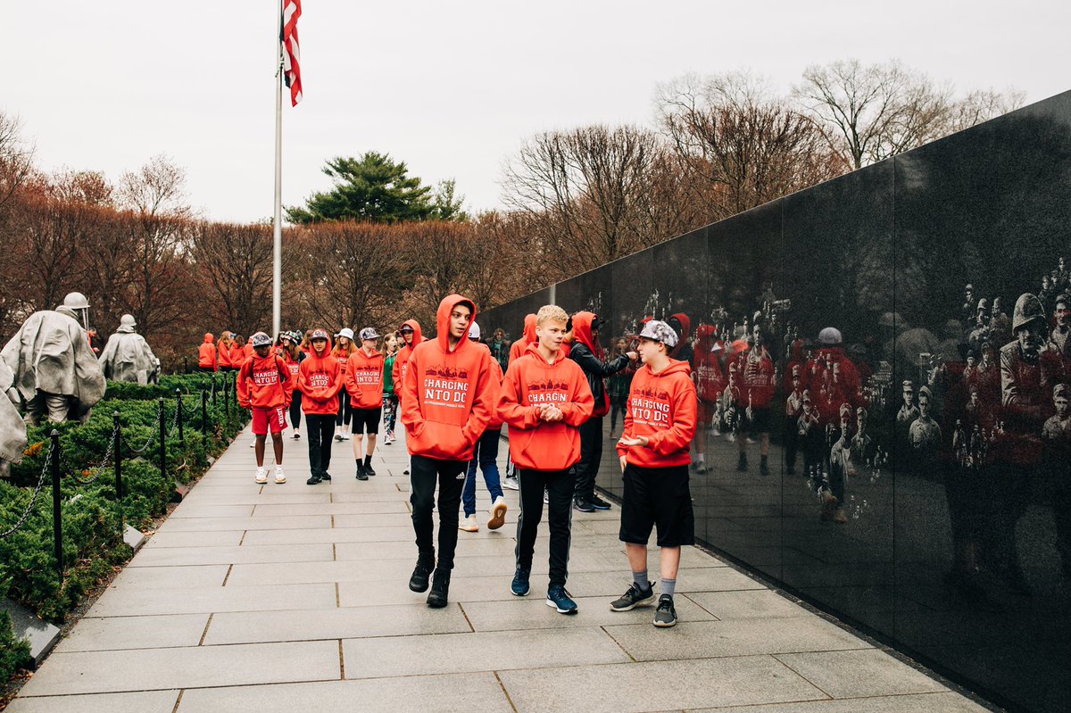 MrEvans_AFMS's tweet photo. What a (photogenic) trip full of energy, inquiry, and fun! Buses 6 and 7 were outstanding and consistently impressed our tour guides and trip directors with their enthusiasm and respectfulness. #ChargingIntoDC https://t.co/BnZYorShJf