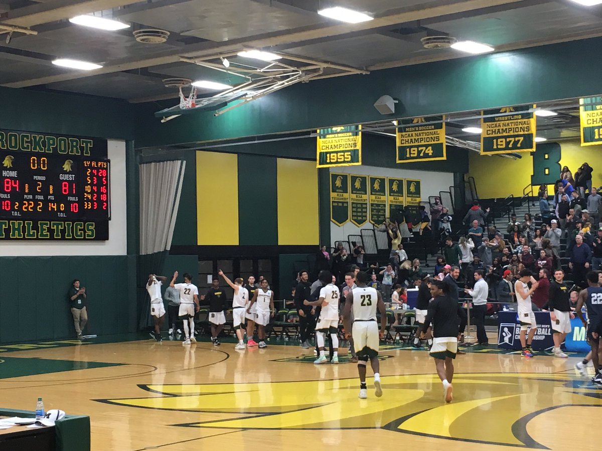 StylusSports's tweet photo. @Brockport_MBB defeat @middmbball 84-81 to move into the NCAA Championship Quarterfinal. | 📸 Senior guard Monte Stroman celebrates with his teammates after scoring the game’s final point. @BportAthletics https://t.co/MY32OFQ8K3