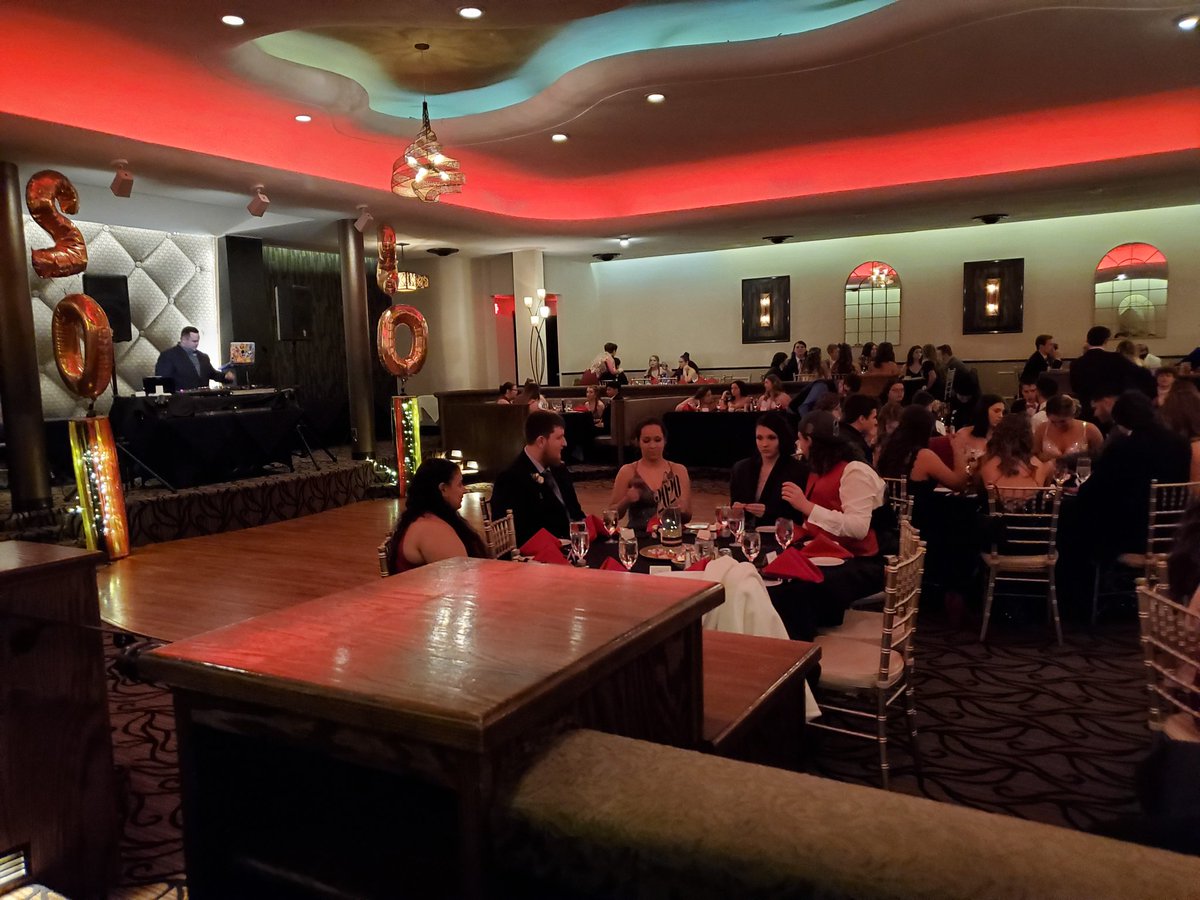 Mr. Mitchell tweet media