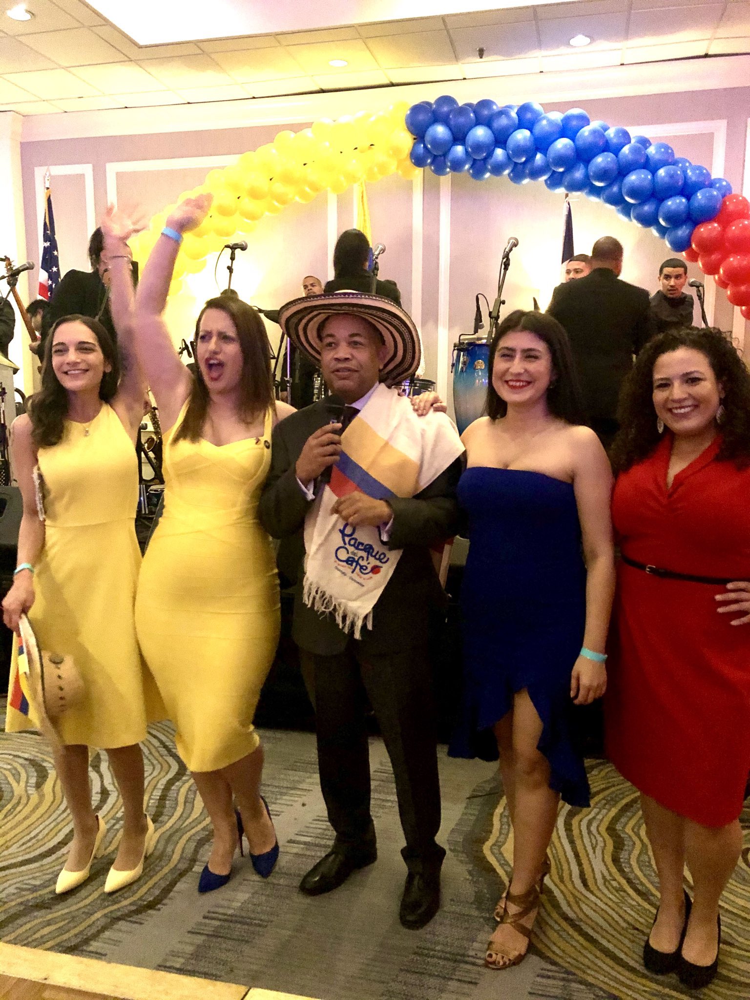 Nathalia Fernández on Twitter "Our 1st somos_inc Colombian Reception