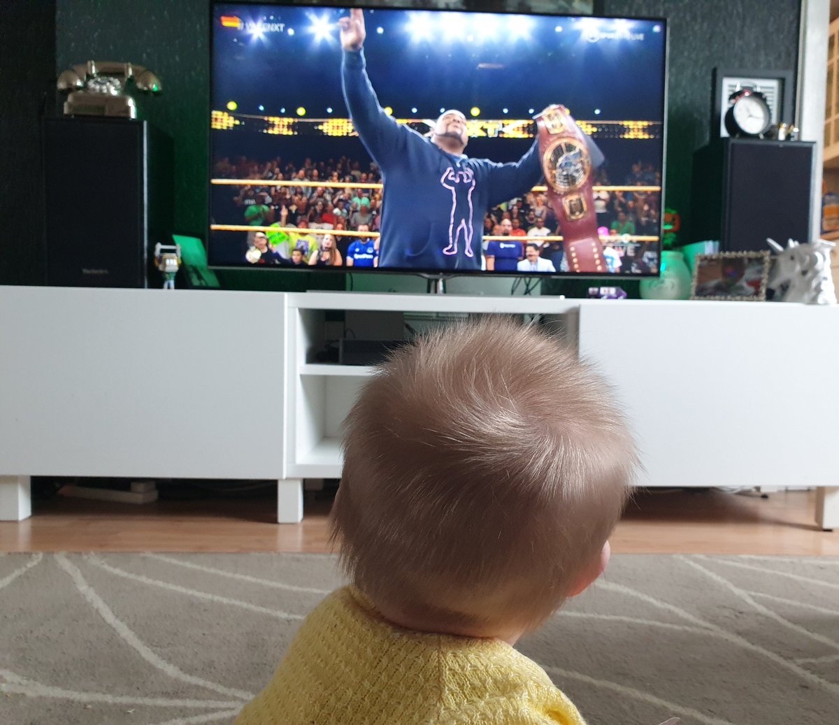 DrJimbles_'s tweet photo. Watching NXT with my little girl. She is fixated on @RealKeithLee

#WWE #WWENXT #Keithlee https://t.co/K6SoP2ftM7