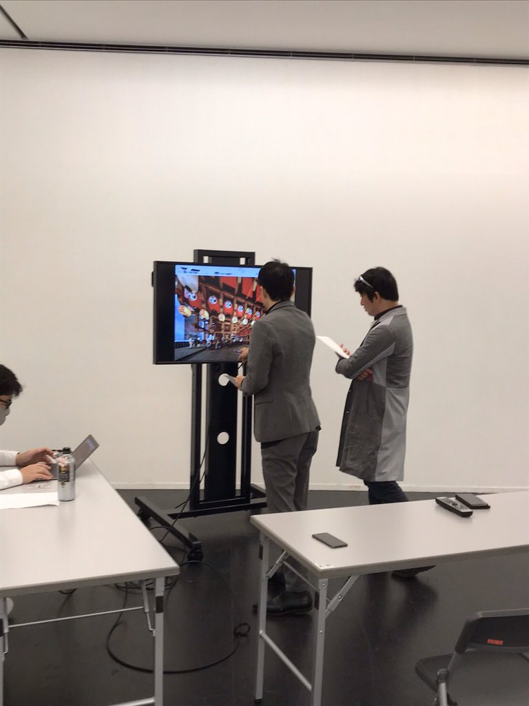 2026_SDL's tweet photo. 【大会2日目です！】

今回は新型コロナウイルスに対応してネットでどこまで創造的なことが出来るかの実験です。
これまでやってきた我々もオブザーバーとして局長以上が代表して自主参加。
応募のあった全作品から20作品、さらに勝ち抜け方式で10作品として最後には各審査員賞を決める予定です。 https://t.co/lGOpDiDOAq