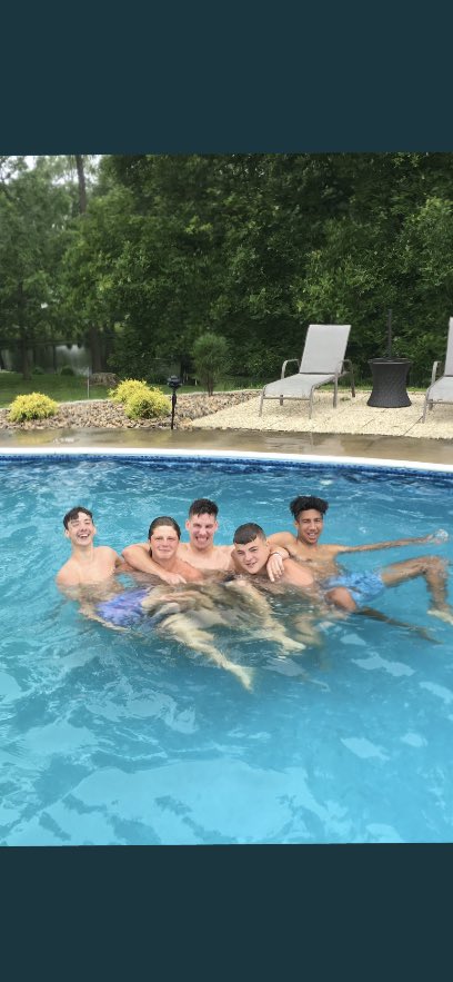 BraydenRice32's tweet photo. Love these guys❤️ family forever 👨‍👨‍👦‍👦 https://t.co/mB07qyoUdP