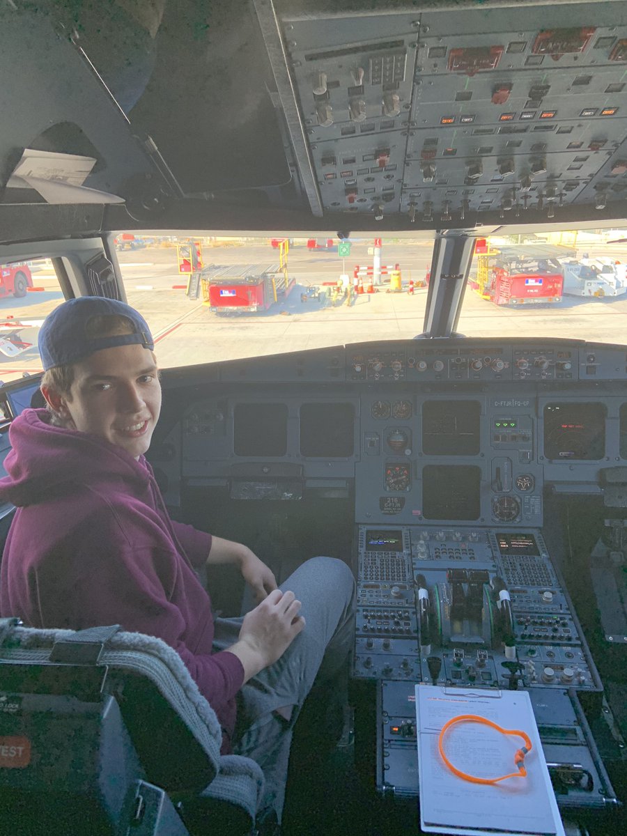 SmarriottStacey's tweet photo. Thank you @AirCanada for letting this happen. Special memory for @MarriottEthan 😎👍✈️ #Goals #Futurejob 🤞 https://t.co/nyOsZW5WsD