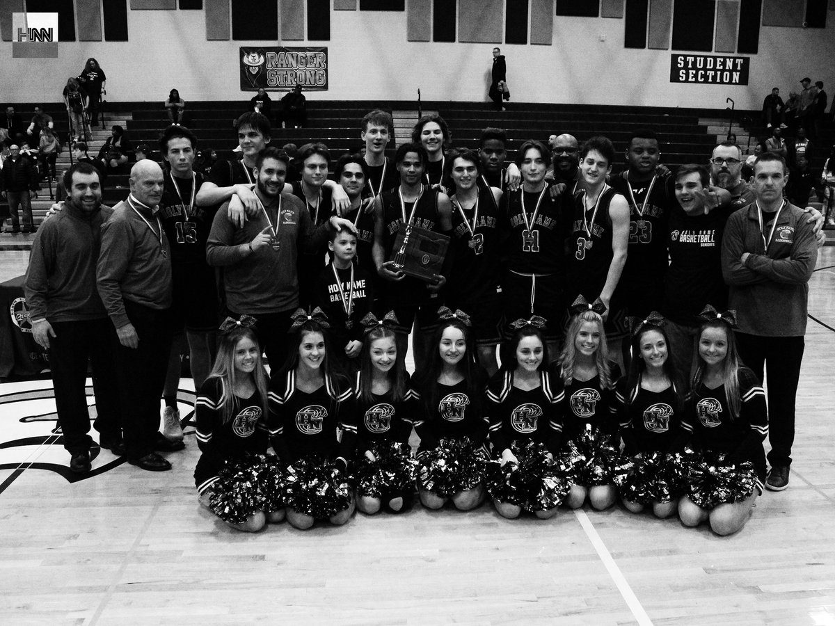 HNNSports's tweet photo. 2020 Division II North Ridgeville District Champions:
@HolyNameHoops #HNNSports https://t.co/FKViBCGDap